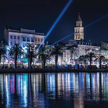 Awesome In Split With Wifi Holiday home *