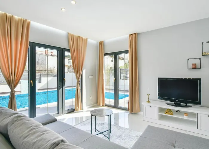 Dom wakacyjny Awesome In Split With Wifi *