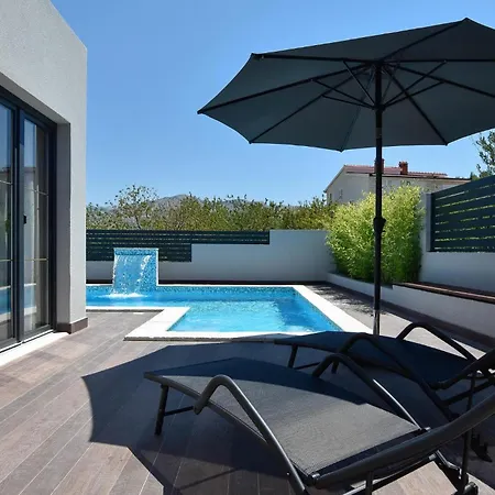 Awesome In Split With Wifi Semesterbostad